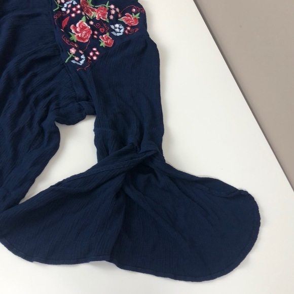 Miss Me BoHo Embroidered Bell Sleeve Blouse Small - Picture 8 of 10